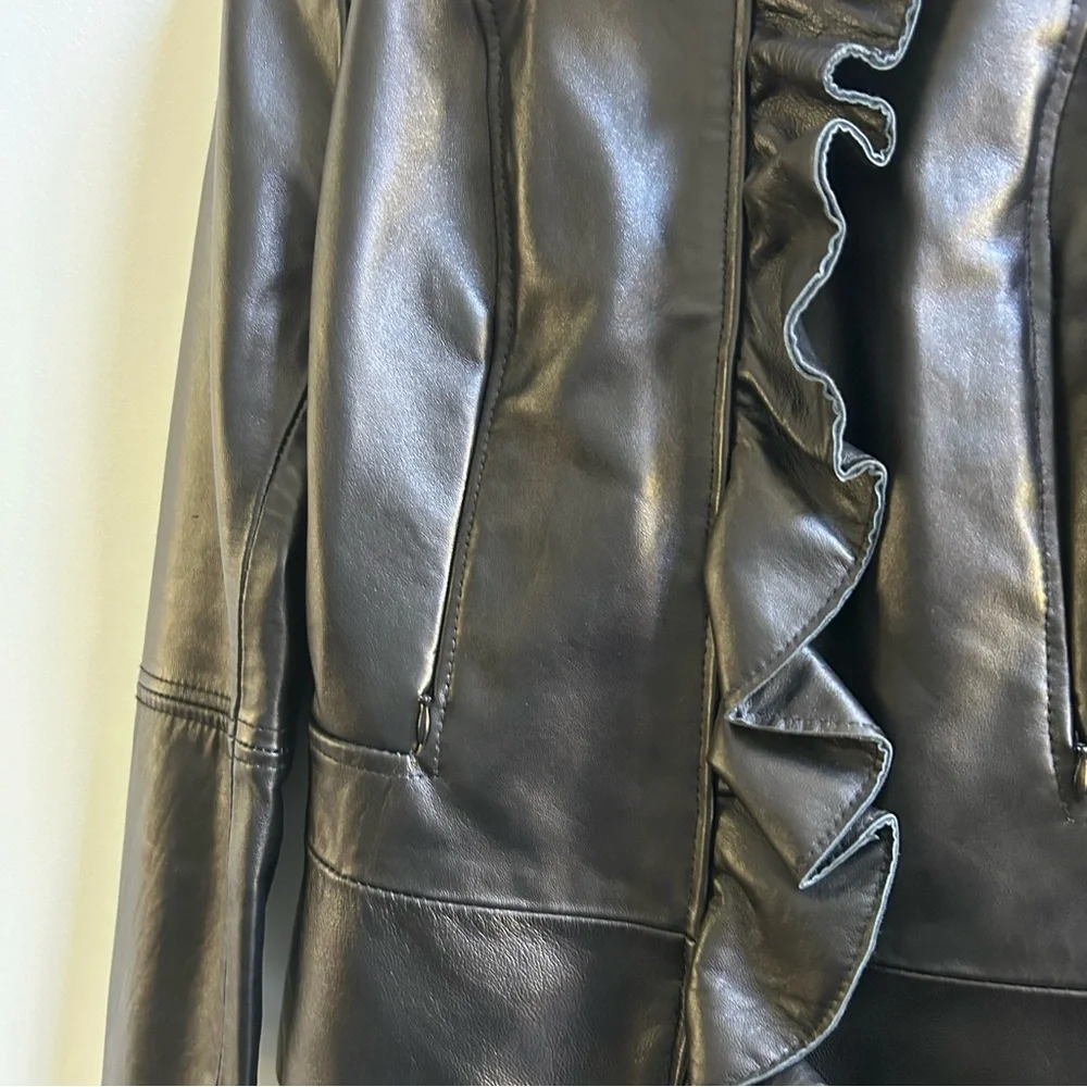 NWT Tahari Perry Women's Black Lamb Leather Ruffled Front Zip Jacket, Size Small - Picture 2 of 9